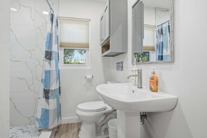 Bathroom - Stay A While Suite | 1BR Near McGee Beach & Downtown (Corpus Christi)