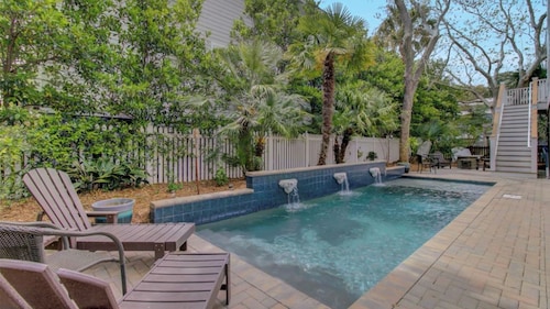 5 32nd Avenue by Avantstay Gourmet Kitchen Pool Balconies