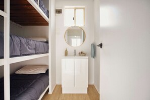 Cabin, Pool View | Bathroom - The Mook (Mollymook)