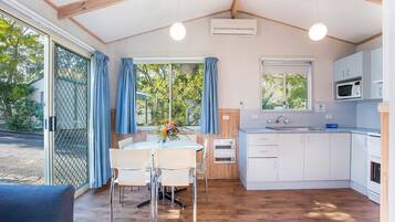 Yerriyong A | Living area