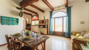House, Smoking | 1 bedroom