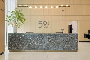 Lobby - Aura Studio, Heart of Miami with Resort Amenities (Miami)