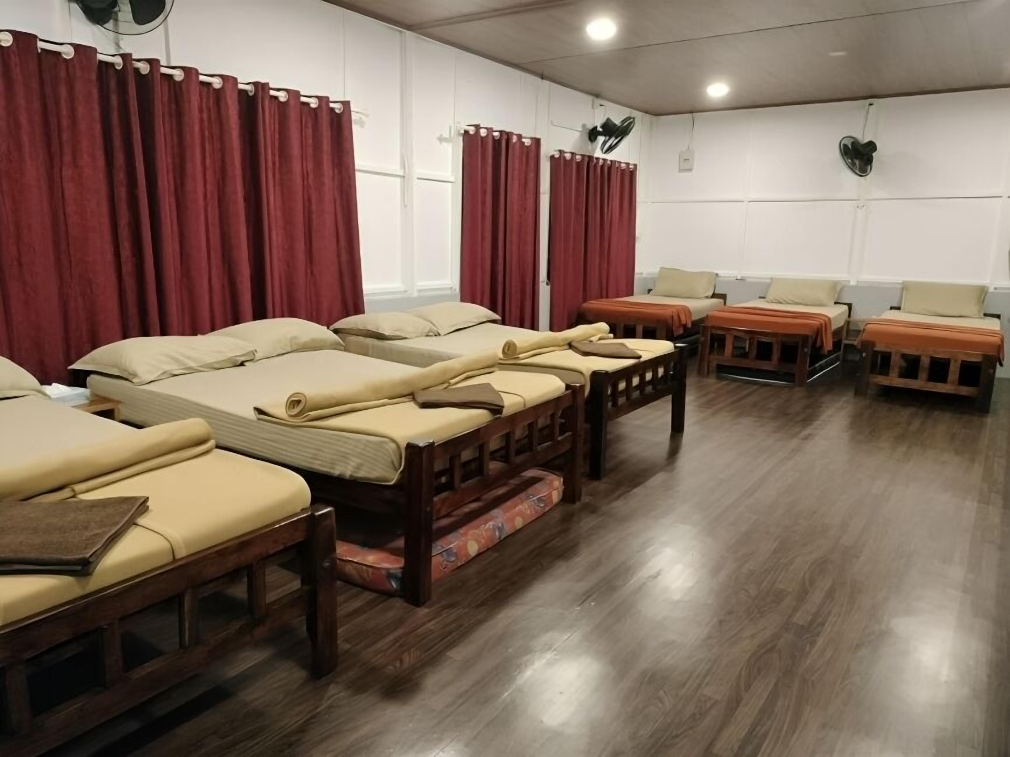 Basic Single Room | Free WiFi