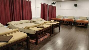 Basic Single Room | Free WiFi