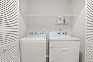 Interior - Renovated Cottage near Beach & City Dogs Welcome! (Savannah)