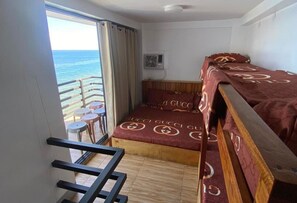 Comfort Loft, Pets allowed, Sea View | Free WiFi - Cliff Cabanas by Hiverooms (Catmon)