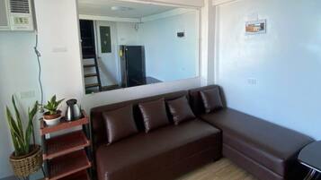 Loft Confort, animaux de compagnie acceptés, vue mer | Coin séjour