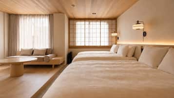 Family Room | In-room safe, free WiFi