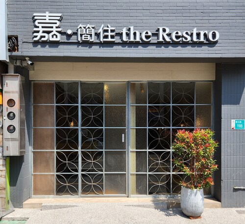 The Restro