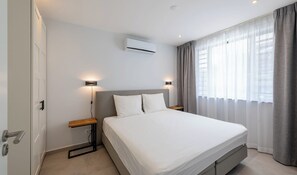 2 bedrooms, iron/ironing board, WiFi, bed sheets - Luxury apartment in Blue Bay, Curacao 5 guests 2 bedrooms 3 beds 2 bathrooms (Sint Michiel)