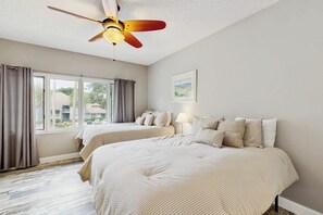 Iron/ironing board, bed sheets - Golf course view condo with private balcony, W/D, pool & close to beach (North Myrtle Beach)