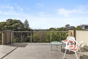 Terrace/patio - Spray Point House *1 NIGHT FREE* 300m to National Park (Blairgowrie)