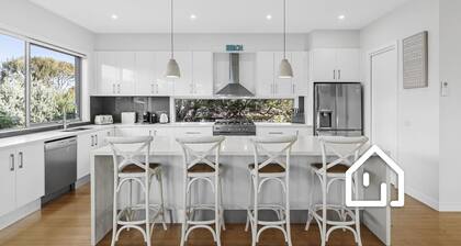 Spray Point House *1 NIGHT FREE* 300m to National Park