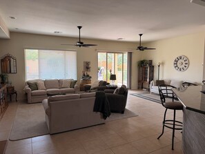 Interior - Cozy 2-bedroom house with Den/Office in tranquil SunCity Anthem with cool vibes. (Florence)