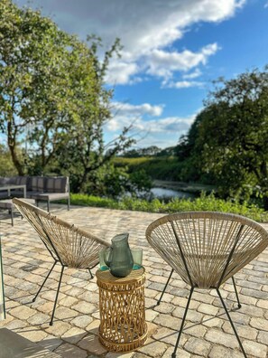 Terrace/patio - Historic gardener's cottage with charm and jetty (Wahlstorf)