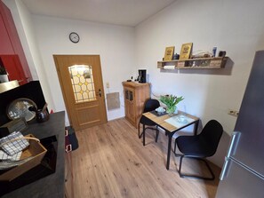 Dining - Vrbo Property (Volkach)