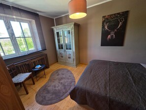 Room - Vrbo Property (Volkach)