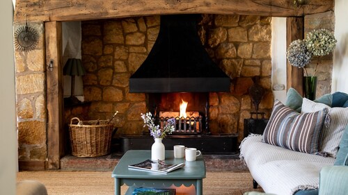 Priors Mead - 3 Bed Cottage in rural Claydon, Oxfordshire
