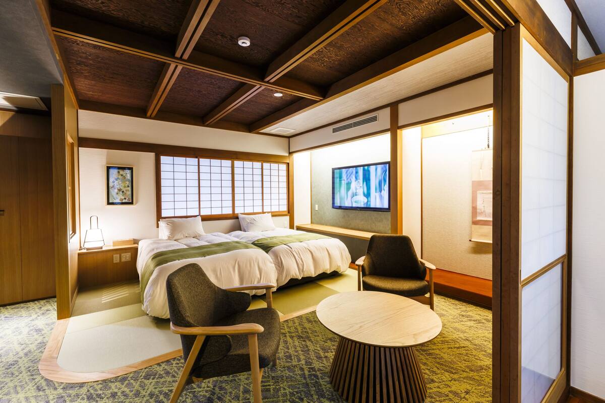 Signature Twin Room