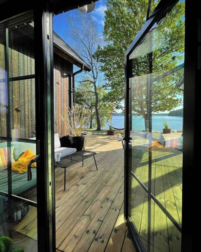 Private cabin by the lake with private pier