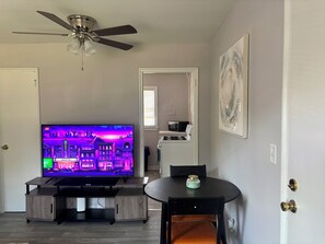 Interior - Welcoming to your cozy home away from home in the heart of little 5 points! (Atlanta)