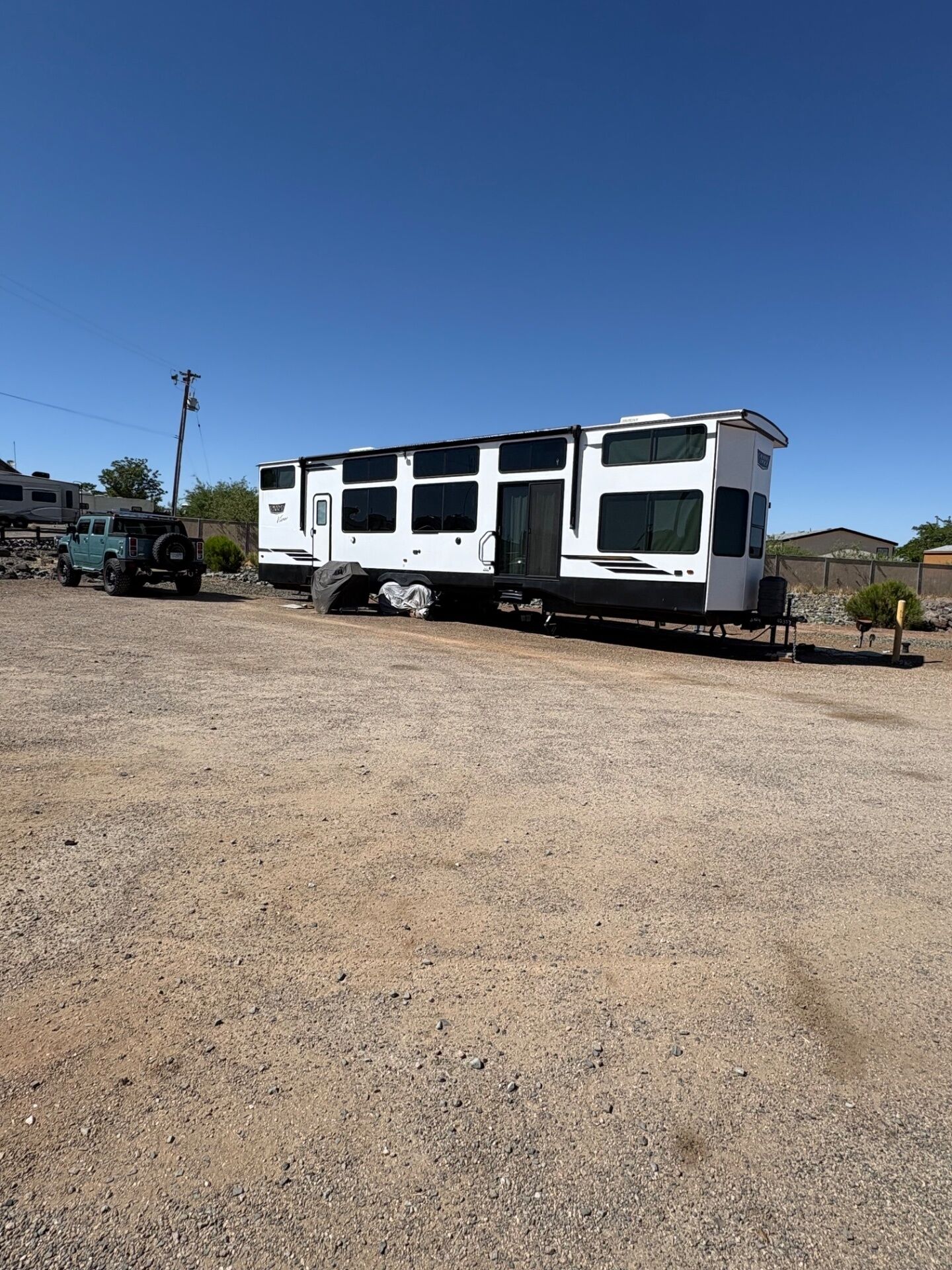 50’ Back-in RV Site (Vans & Class C Only) | Exterior