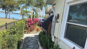 Unclassified image, 5 of 31, button - Private Lakefront Retreat Pool Spa Tiki (Sebring)