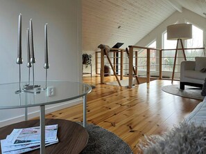 Interior - Modern loft house in the woods near Gullabo (Gullabo)