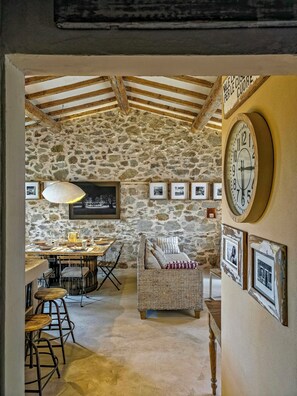 Interior - House with pergola and stunning sunsets on Elba (Zanca)