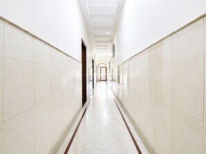 Interior - Hotel Hilroz Near Golden Temple Amritsar (Amritsar)