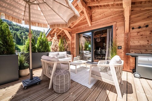 CHALET LUAN luxury 5 bedrooms 5 bathrooms retreat for 10 guests