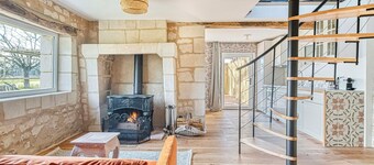 Eco-cottage with bird sanctuary in Anjou