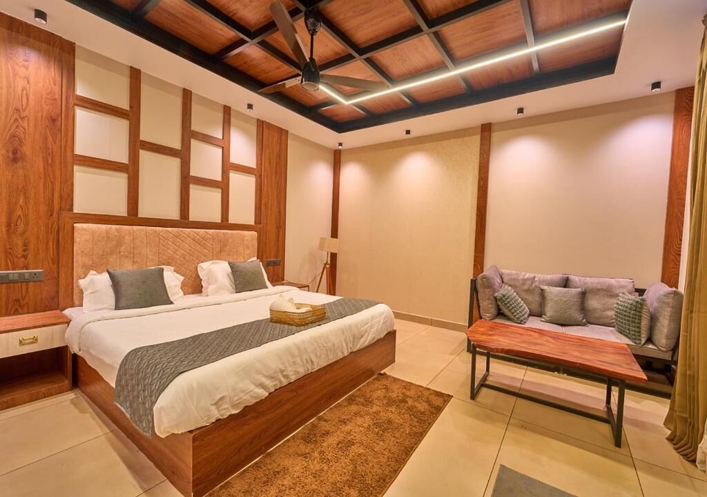 Premium Room, Balcony, Garden View | Free WiFi