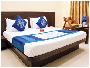 Phòng đôi Deluxe, máy điều hòa | Bộ đồ giường kháng dị ứng, bàn, phòng cách âm 