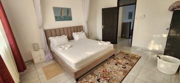 Wifi gratis, decoración personalizada y muebles diferentes 