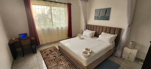 Deluxe Apartment | Individually decorated, individually furnished, free WiFi - Salaam Green Homestays Diani  (Ukunda)
