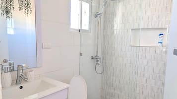 Hair dryer, towels