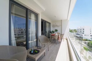 Outdoor dining - Cana Life Luxury | Sky Palace Penthouse (Punta Cana)