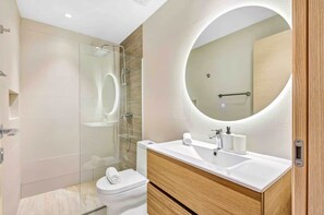 Hair dryer, towels - Cana Life Luxury | Beach Suite (Punta Cana)
