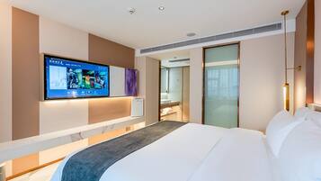 Luxury Double Room, City View | Premium bedding, desk, laptop workspace, blackout curtains