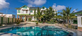 Lovely 1, 2,3 and 4-bedroom corporate apartment with AC in Nyali, Mombasa