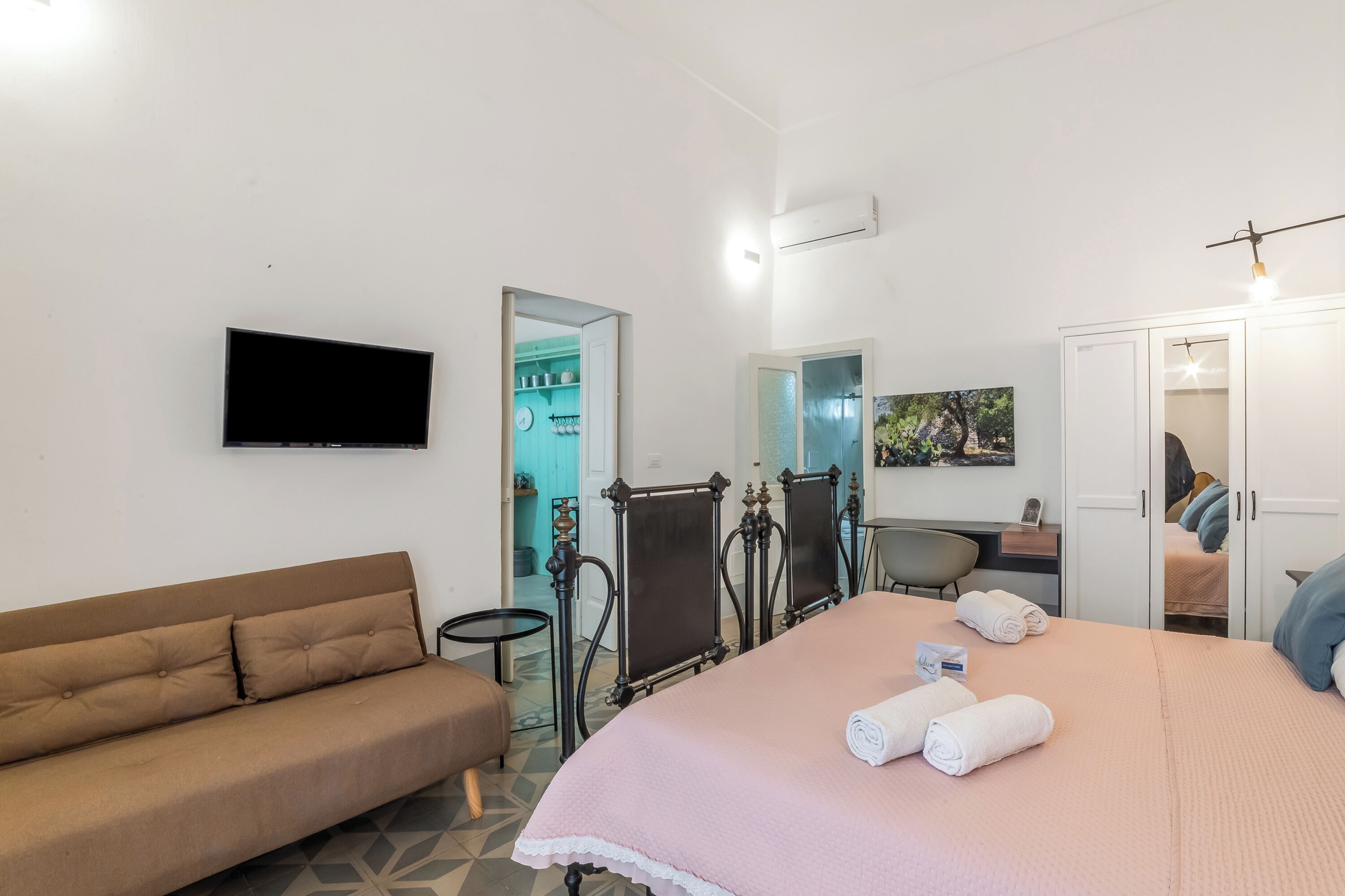 Appartamento Standard, camere multiple (Casa Tafuri In The Historic Center) | 1 camera, Wi-Fi gratuito, lenzuola