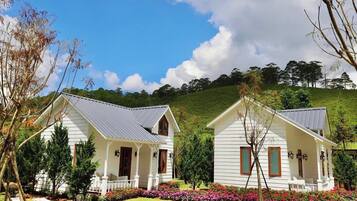 Family Cottage, Pets allowed, Mountain View | Exterior