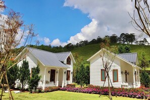 Family Cottage, Pets allowed, Mountain View | Exterior - Shanti Wellness Sanctuary (Lang Biang - Da Lat)