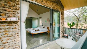 Romantic Cottage, Pets allowed, Mountain View | Outdoor dining