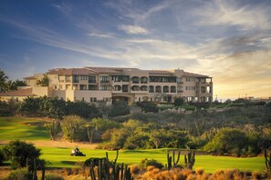 Exterior - Designer Cabo Escape at Diamante DRC Penthouse 303-304 - Luxury Sunset Patio (Cabo San Lucas)