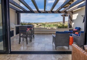 Outdoor dining - Designer Cabo Escape at Diamante DRC Penthouse 303-304 - Luxury Sunset Patio (Cabo San Lucas)