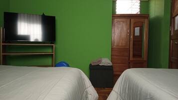 Classic Quadruple Room | Free WiFi