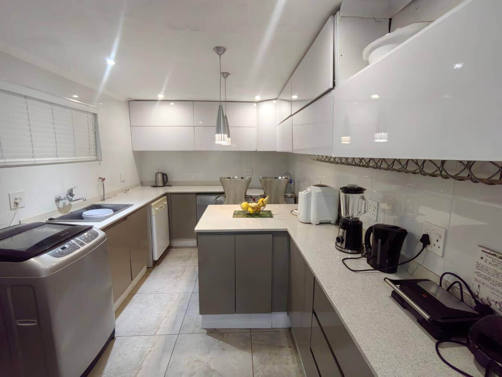 House, 3 Bedrooms, Accessible, Smoking | Interior