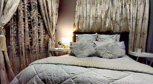 Charming 3-bedroom House Rental in Pinetown, South Africa